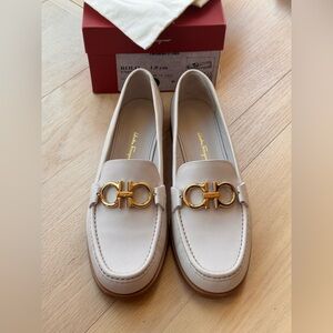 Salvatore Ferragamo Rolo leather Loafers